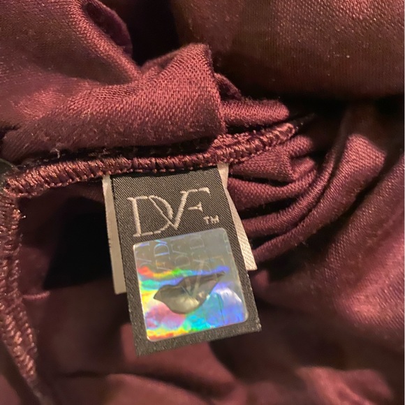 Diane Von Furstenberg Bentley Size 8 Burgundy - Picture 8 of 9